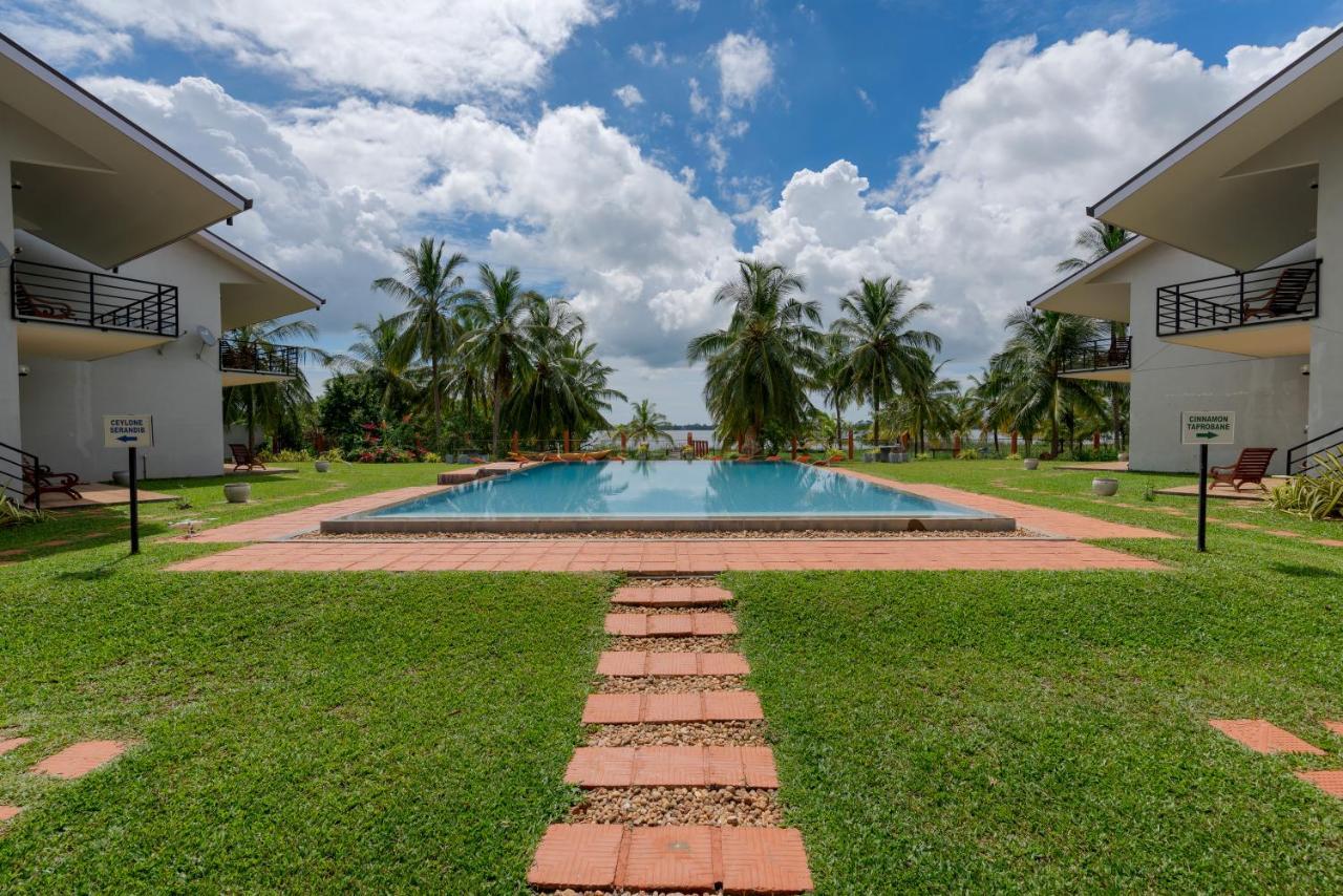 Tara Watergate Hotel Tissamaharama Ngoại thất bức ảnh