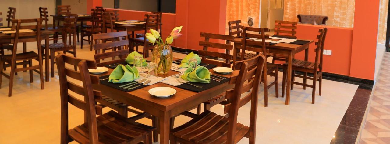 Tara Watergate Hotel Tissamaharama Ngoại thất bức ảnh