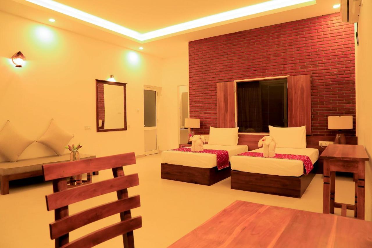 Tara Watergate Hotel Tissamaharama Ngoại thất bức ảnh