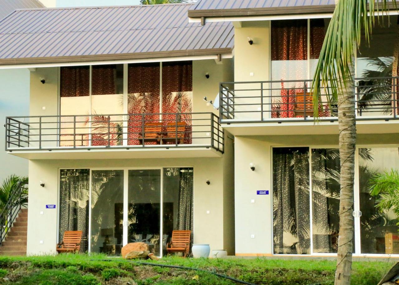 Tara Watergate Hotel Tissamaharama Ngoại thất bức ảnh