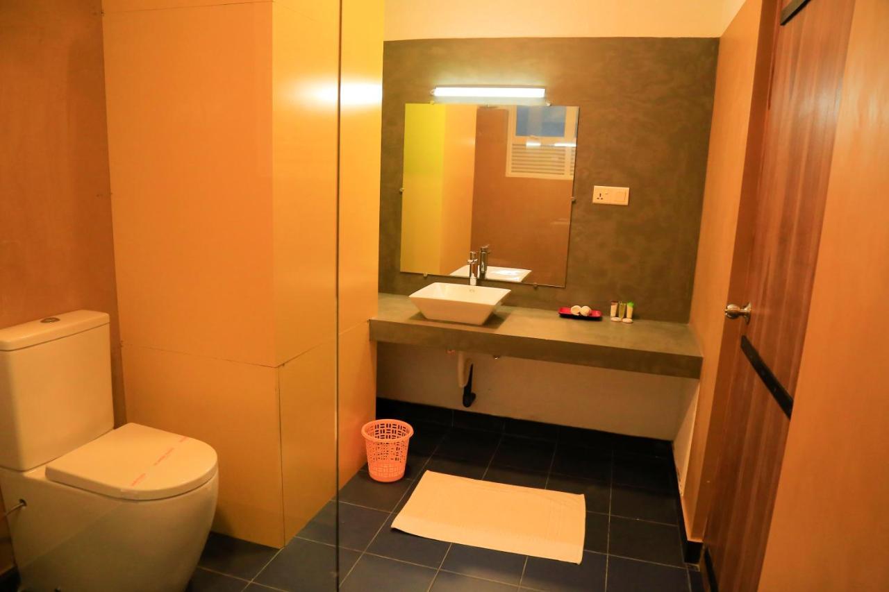 Tara Watergate Hotel Tissamaharama Ngoại thất bức ảnh